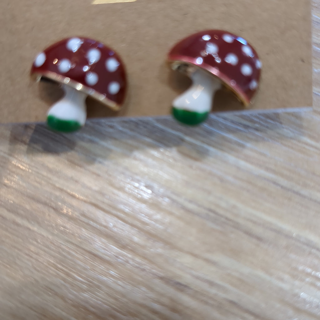 Z24-Mushroom Post Earring
