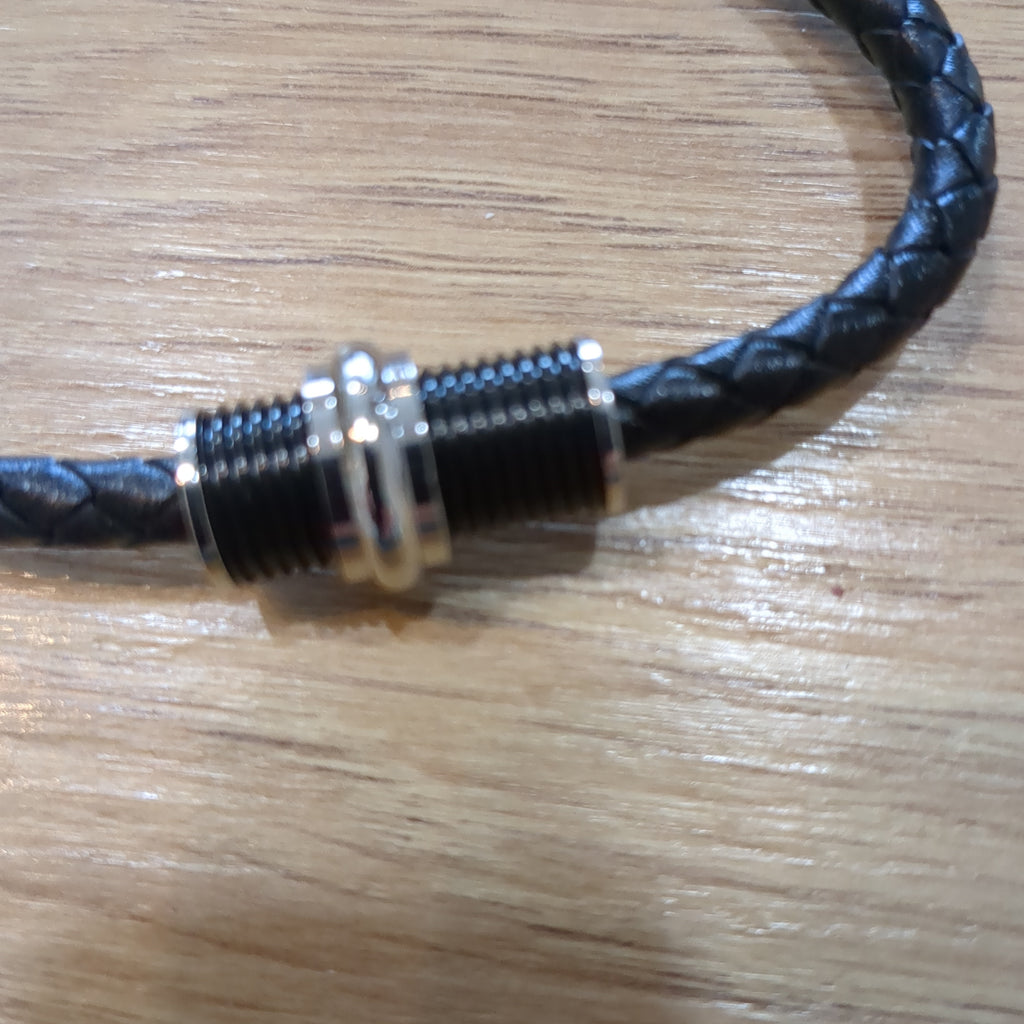 MM2. Magnet Black Cord Bracelet